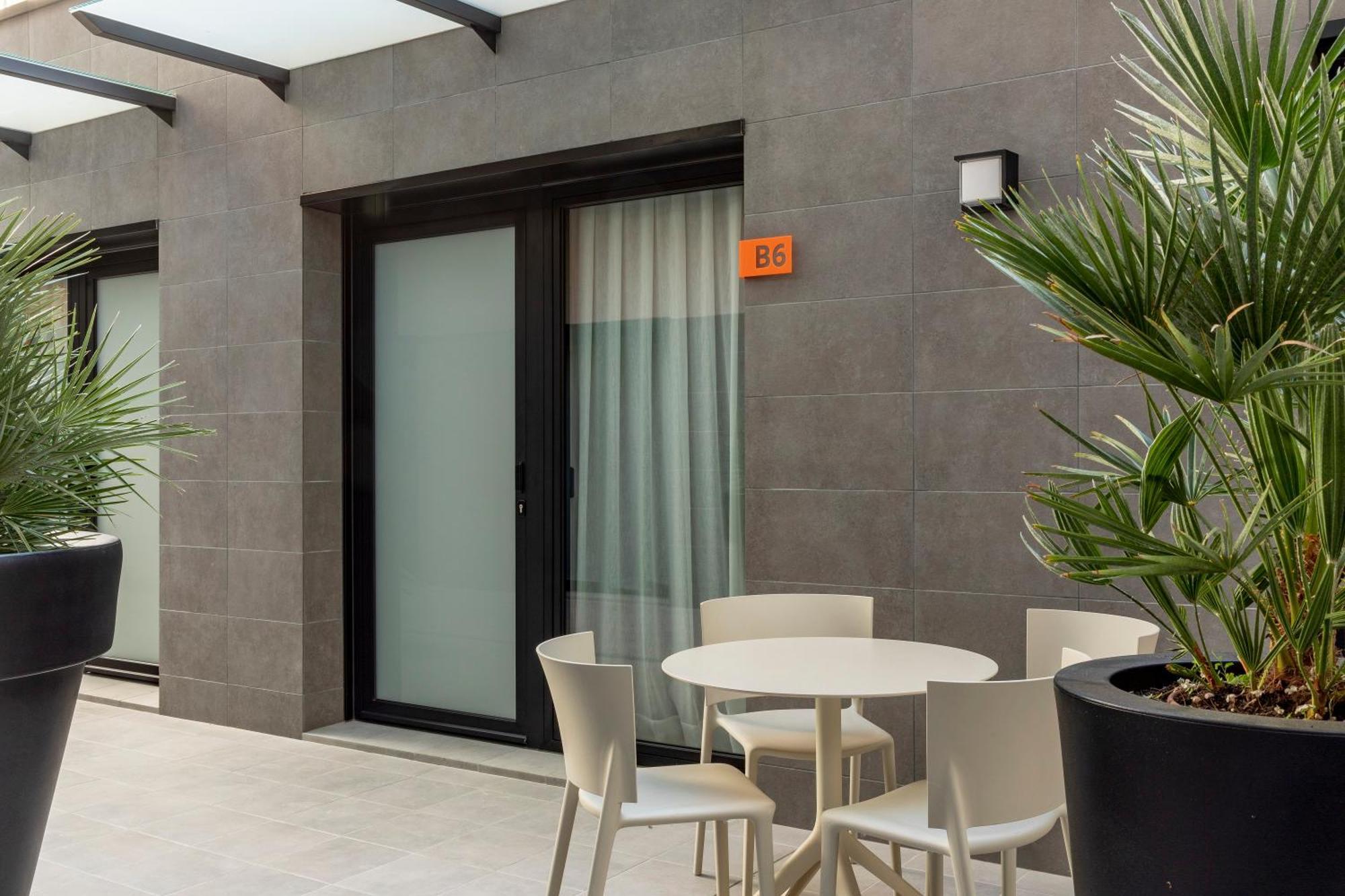 Europa Apartments Оспиталет-де-Льобрегат Экстерьер фото