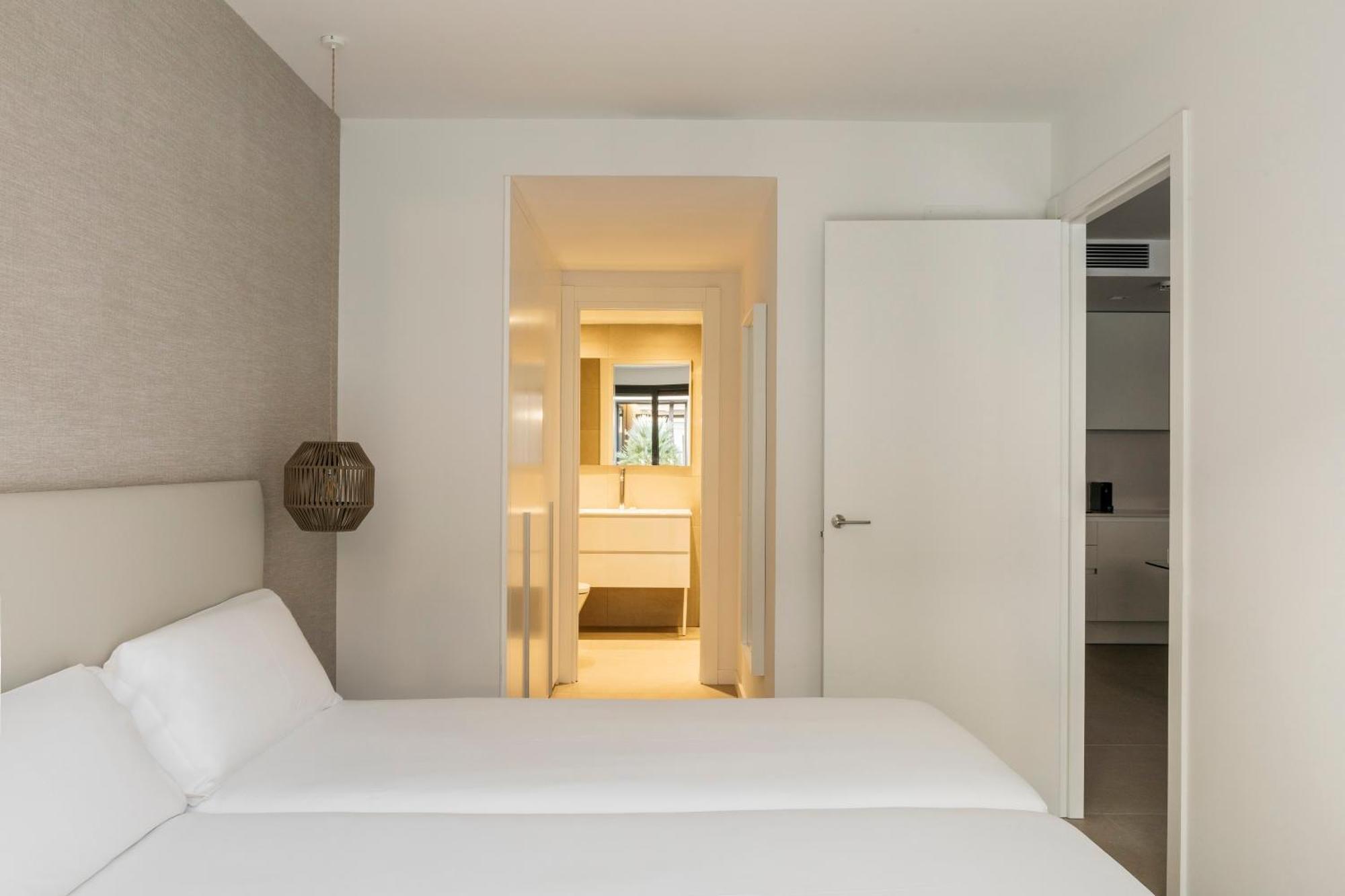 Europa Apartments Оспиталет-де-Льобрегат Экстерьер фото